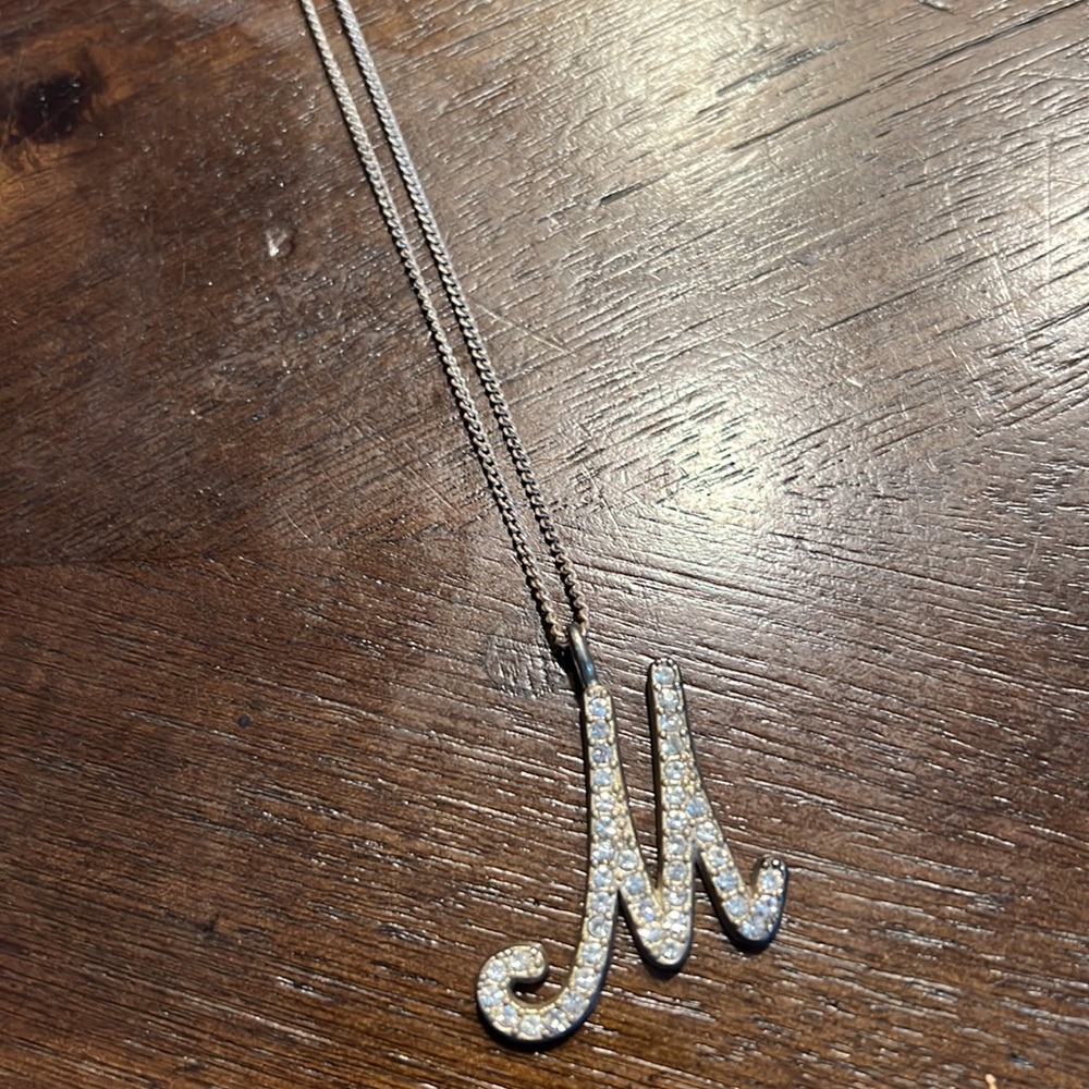 diamond M necklace - Picture 2 of 3